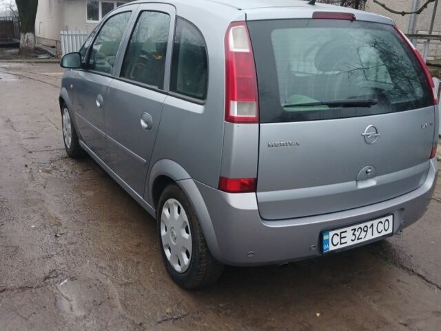 Сірий Опель Меріва, об'ємом двигуна 1.7 л та пробігом 255 тис. км за 4000 $, фото 1 на Automoto.ua