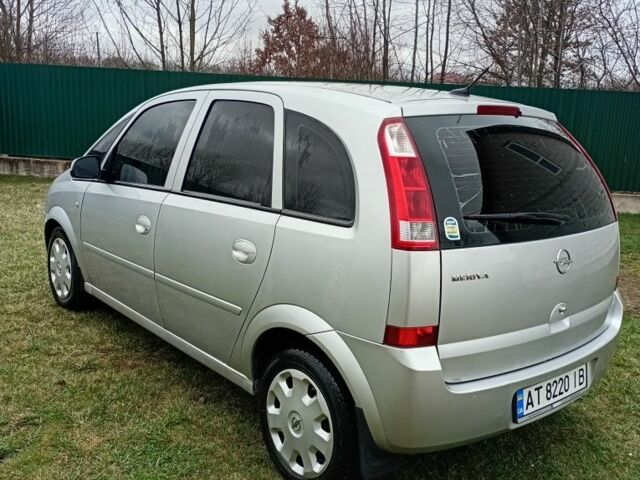 Серый Опель Мерива, объемом двигателя 1.4 л и пробегом 164 тыс. км за 3550 $, фото 5 на Automoto.ua