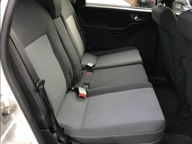 Серый Опель Мерива, объемом двигателя 1.6 л и пробегом 190 тыс. км за 6400 $, фото 6 на Automoto.ua