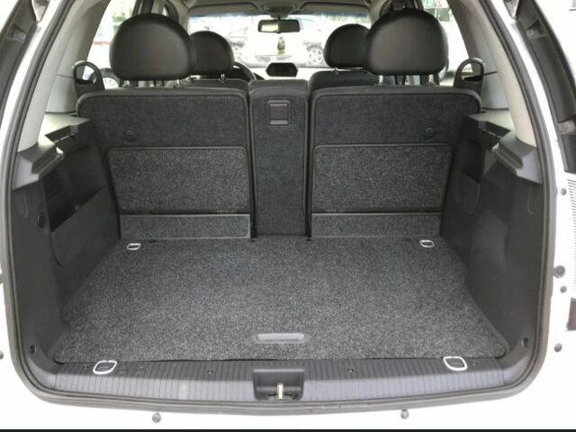 Серый Опель Мерива, объемом двигателя 1.6 л и пробегом 190 тыс. км за 6400 $, фото 7 на Automoto.ua