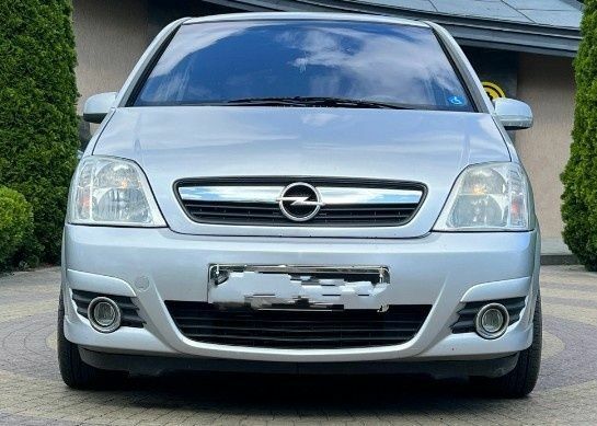 Сірий Опель Меріва, об'ємом двигуна 1.7 л та пробігом 190 тис. км за 4850 $, фото 7 на Automoto.ua
