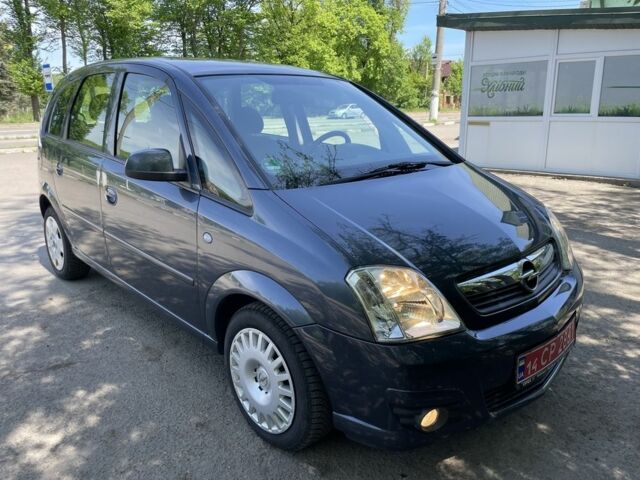 Сірий Опель Меріва, об'ємом двигуна 1.6 л та пробігом 169 тис. км за 4999 $, фото 6 на Automoto.ua