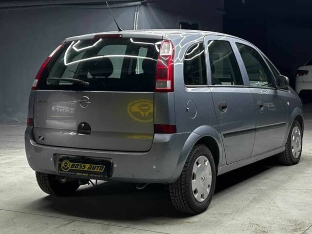 Серый Опель Мерива, объемом двигателя 1.6 л и пробегом 274 тыс. км за 4400 $, фото 5 на Automoto.ua