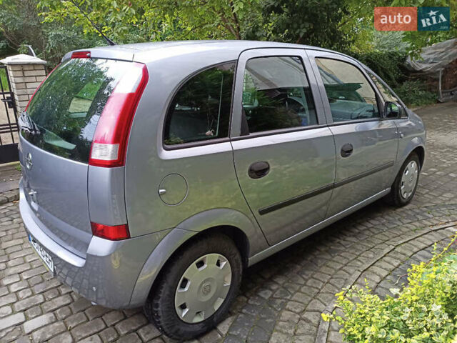 Сірий Опель Меріва, об'ємом двигуна 1.6 л та пробігом 274 тис. км за 4000 $, фото 3 на Automoto.ua