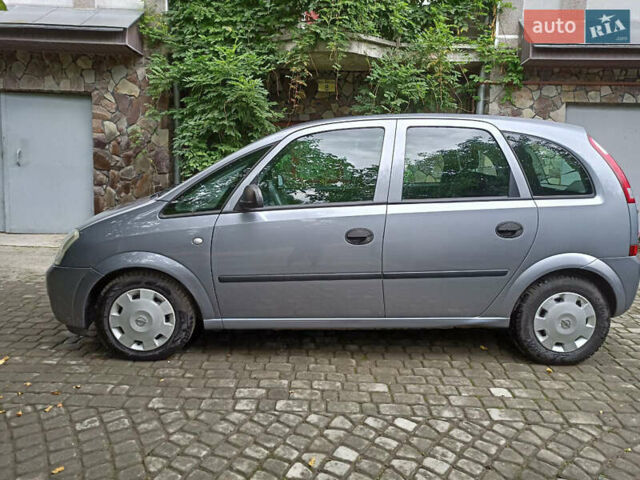 Сірий Опель Меріва, об'ємом двигуна 1.6 л та пробігом 274 тис. км за 4000 $, фото 2 на Automoto.ua