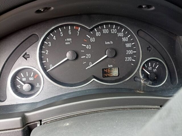 Серый Опель Мерива, объемом двигателя 1.6 л и пробегом 150 тыс. км за 4200 $, фото 7 на Automoto.ua