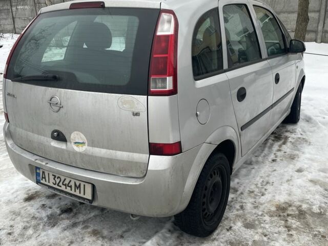 Сірий Опель Меріва, об'ємом двигуна 1.6 л та пробігом 225 тис. км за 3450 $, фото 4 на Automoto.ua