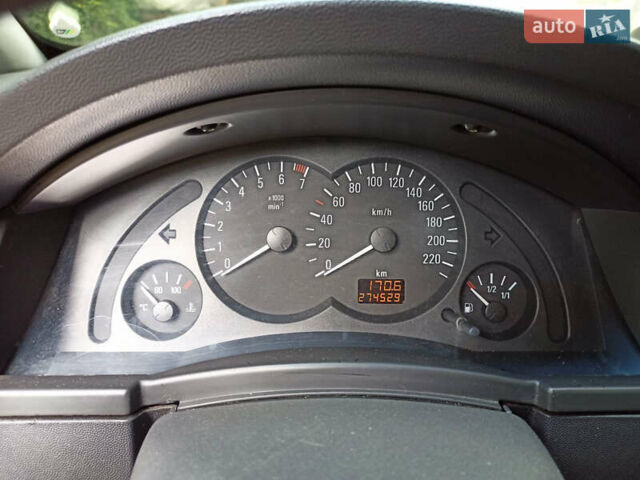 Сірий Опель Меріва, об'ємом двигуна 1.6 л та пробігом 274 тис. км за 4000 $, фото 6 на Automoto.ua