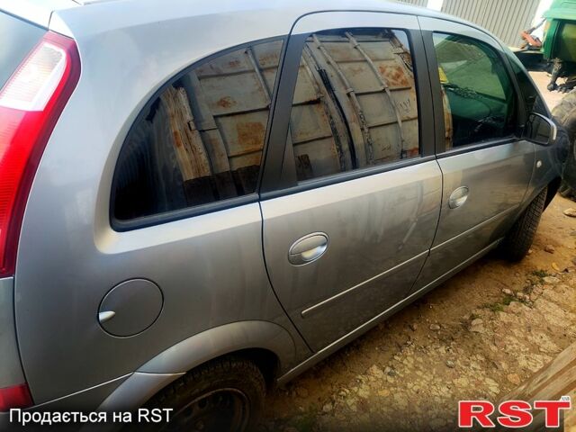 Серый Опель Мерива, объемом двигателя 1.7 л и пробегом 323 тыс. км за 4000 $, фото 8 на Automoto.ua