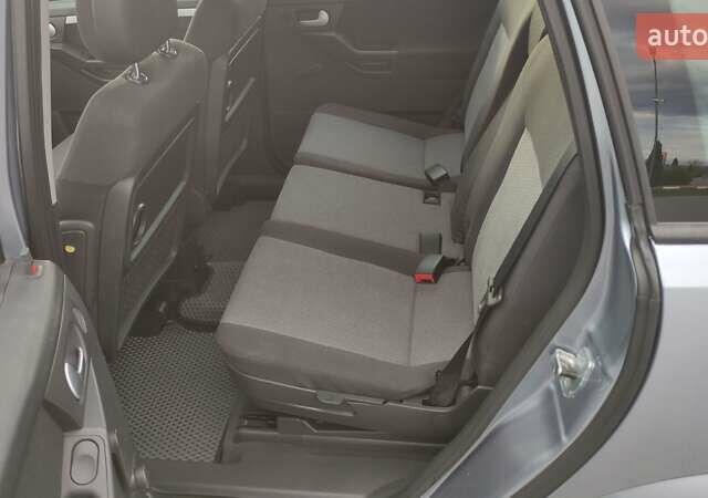 Серый Опель Мерива, объемом двигателя 1.6 л и пробегом 143 тыс. км за 4300 $, фото 17 на Automoto.ua