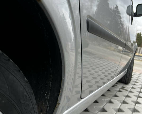 Сірий Опель Меріва, об'ємом двигуна 1.69 л та пробігом 155 тис. км за 4200 $, фото 12 на Automoto.ua