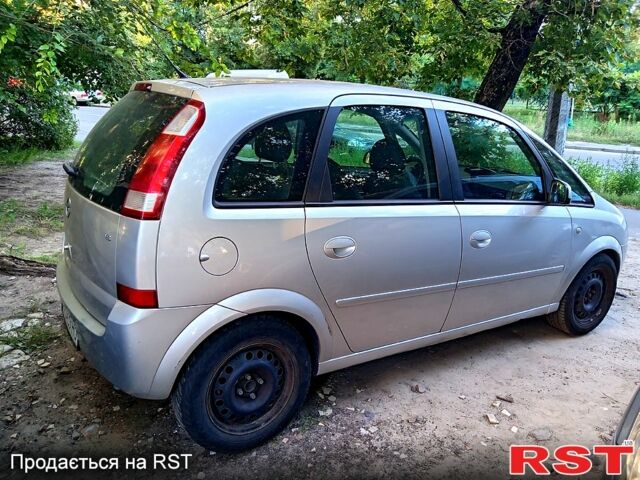 Сірий Опель Меріва, об'ємом двигуна 1.8 л та пробігом 205 тис. км за 3100 $, фото 1 на Automoto.ua