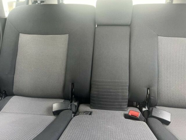 Опель Мерива 2004 в Костополе на Automoto.ua Серый Опель Мерива, объемом двигателя 1.7 л и пробегом 300 тыс. км за 3500 $, фото 6 на Automoto.ua