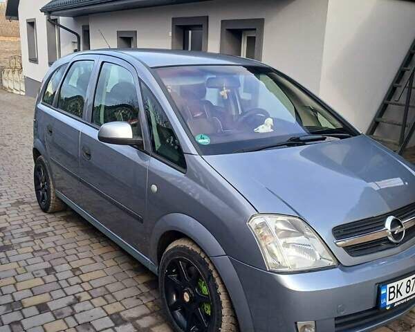 Серый Опель Мерива, объемом двигателя 1.6 л и пробегом 244 тыс. км за 4000 $, фото 7 на Automoto.ua
