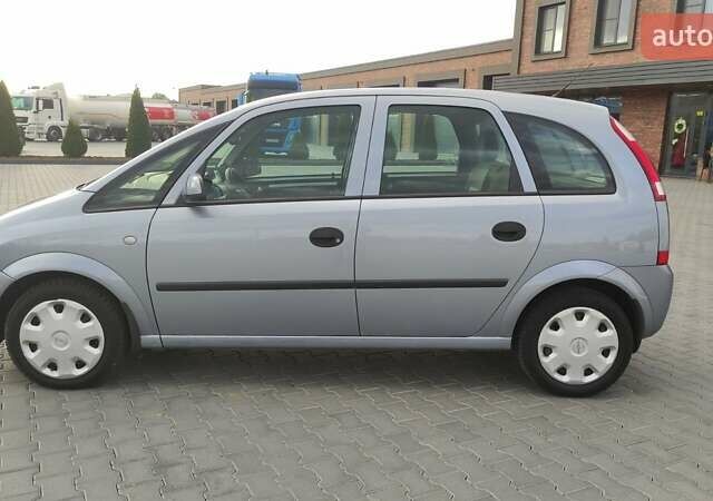 Серый Опель Мерива, объемом двигателя 1.6 л и пробегом 143 тыс. км за 4300 $, фото 9 на Automoto.ua