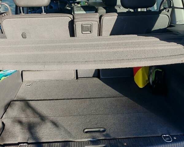 Серый Опель Мерива, объемом двигателя 1.6 л и пробегом 156 тыс. км за 3500 $, фото 5 на Automoto.ua