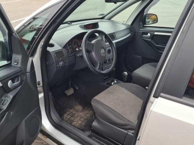 Сірий Опель Меріва, об'ємом двигуна 1.6 л та пробігом 149 тис. км за 3450 $, фото 2 на Automoto.ua