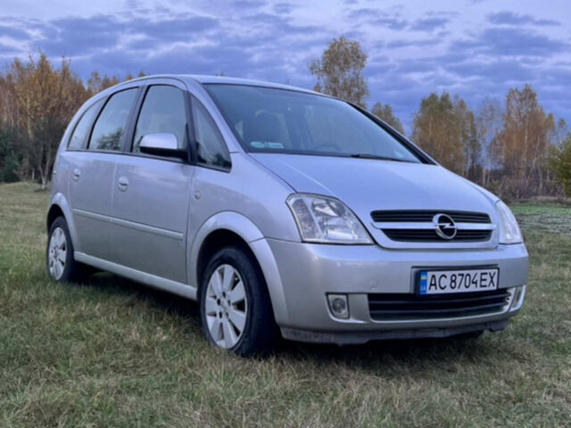 Сірий Опель Меріва, об'ємом двигуна 1.7 л та пробігом 304 тис. км за 4500 $, фото 2 на Automoto.ua