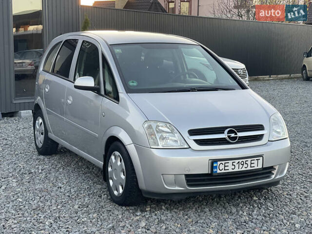 Серый Опель Мерива, объемом двигателя 1.6 л и пробегом 279 тыс. км за 3450 $, фото 2 на Automoto.ua