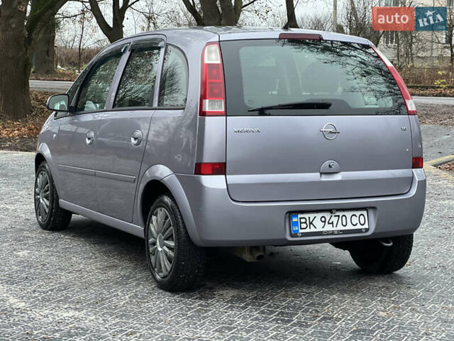 Серый Опель Мерива, объемом двигателя 1.6 л и пробегом 180 тыс. км за 3650 $, фото 41 на Automoto.ua