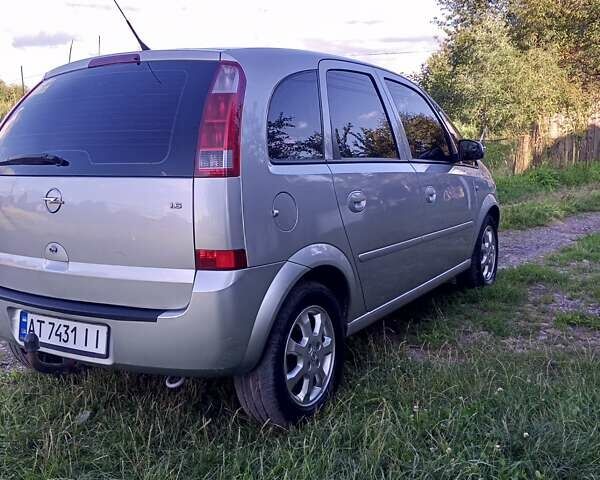 Сірий Опель Меріва, об'ємом двигуна 1.6 л та пробігом 235 тис. км за 3900 $, фото 15 на Automoto.ua