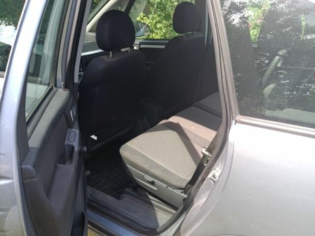 Опель Мерива 2005 в Луцке на Automoto.ua Серый Опель Мерива, объемом двигателя 1.4 л и пробегом 277 тыс. км за 3700 $, фото 8 на Automoto.ua