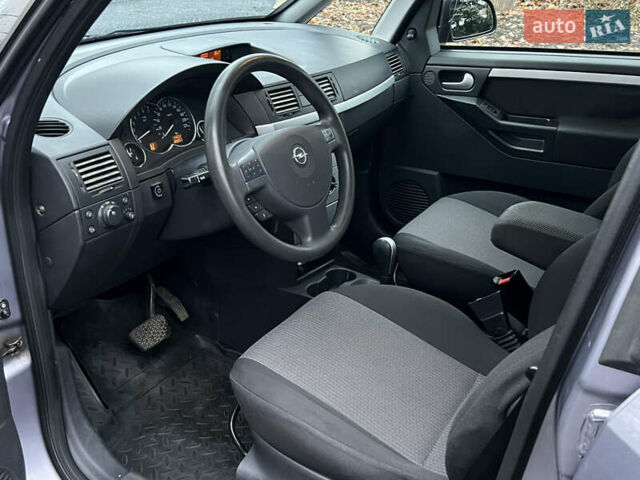 Серый Опель Мерива, объемом двигателя 1.6 л и пробегом 180 тыс. км за 3650 $, фото 25 на Automoto.ua