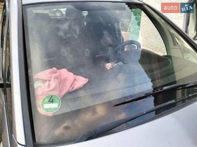 Серый Опель Мерива, объемом двигателя 1.4 л и пробегом 190 тыс. км за 3650 $, фото 5 на Automoto.ua