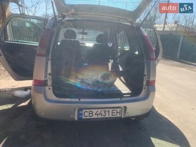 Серый Опель Мерива, объемом двигателя 1.6 л и пробегом 173 тыс. км за 3000 $, фото 4 на Automoto.ua