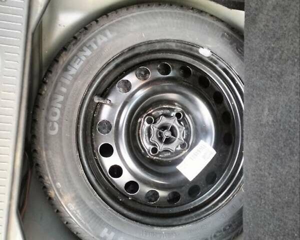 Серый Опель Мерива, объемом двигателя 1.4 л и пробегом 190 тыс. км за 3650 $, фото 8 на Automoto.ua