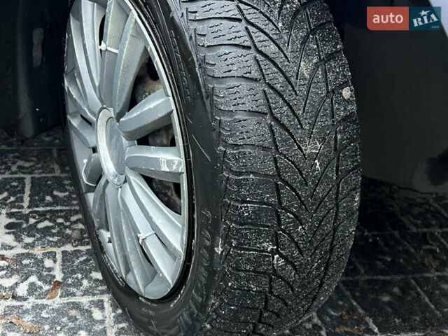 Серый Опель Мерива, объемом двигателя 1.6 л и пробегом 180 тыс. км за 3650 $, фото 10 на Automoto.ua