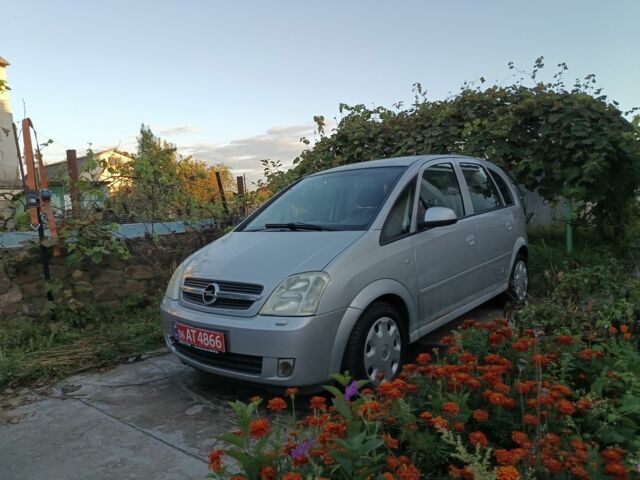 Серый Опель Мерива, объемом двигателя 1.6 л и пробегом 214 тыс. км за 3486 $, фото 6 на Automoto.ua