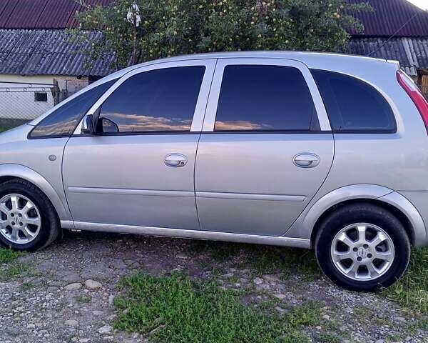 Сірий Опель Меріва, об'ємом двигуна 1.6 л та пробігом 235 тис. км за 3900 $, фото 12 на Automoto.ua