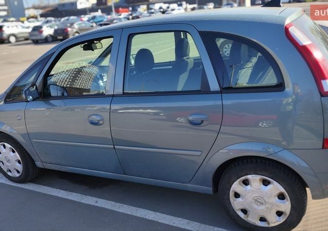 Сірий Опель Меріва, об'ємом двигуна 1.6 л та пробігом 246 тис. км за 4500 $, фото 6 на Automoto.ua