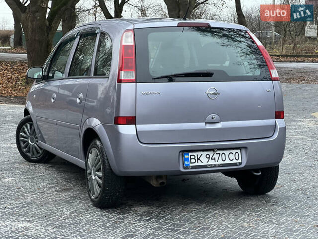 Серый Опель Мерива, объемом двигателя 1.6 л и пробегом 180 тыс. км за 3650 $, фото 6 на Automoto.ua