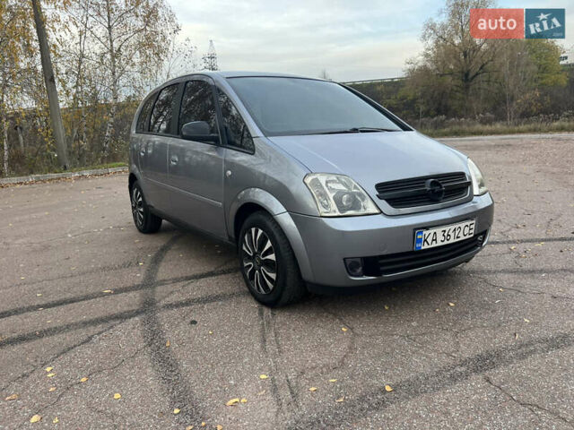 Серый Опель Мерива, объемом двигателя 1.6 л и пробегом 307 тыс. км за 3600 $, фото 14 на Automoto.ua