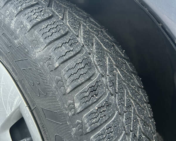 Сірий Опель Меріва, об'ємом двигуна 1.6 л та пробігом 205 тис. км за 4199 $, фото 13 на Automoto.ua