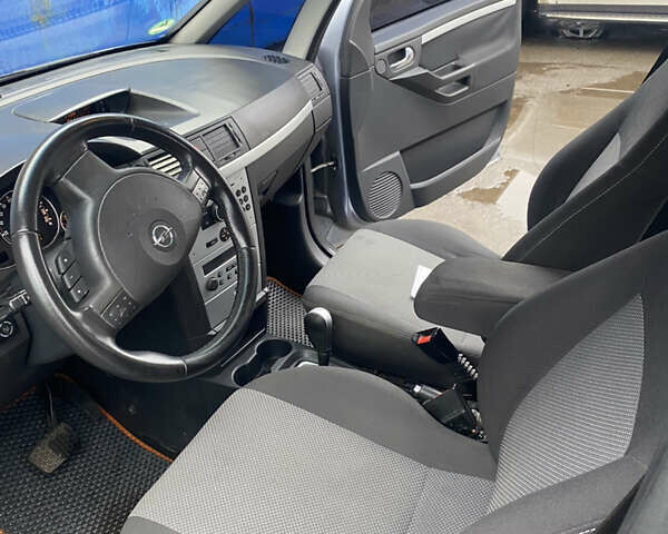 Серый Опель Мерива, объемом двигателя 1.8 л и пробегом 210 тыс. км за 3800 $, фото 17 на Automoto.ua