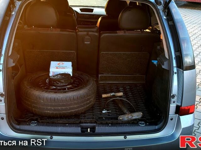 Сірий Опель Меріва, об'ємом двигуна 1.6 л та пробігом 298 тис. км за 4300 $, фото 6 на Automoto.ua