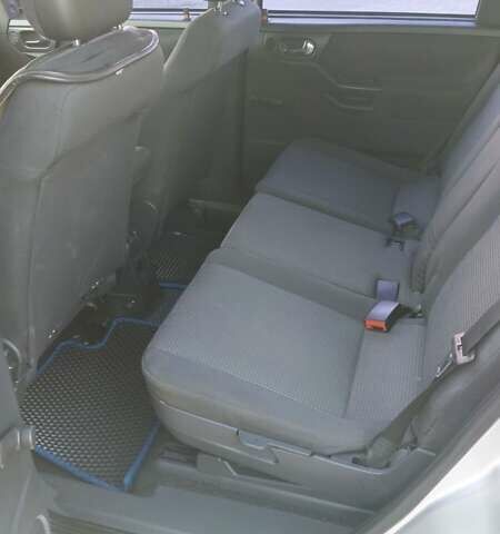 Опель Мерива 2006 в Запорожье на Automoto.ua Серый Опель Мерива, объемом двигателя 1.6 л и пробегом 252 тыс. км за 5350 $, фото 13 на Automoto.ua