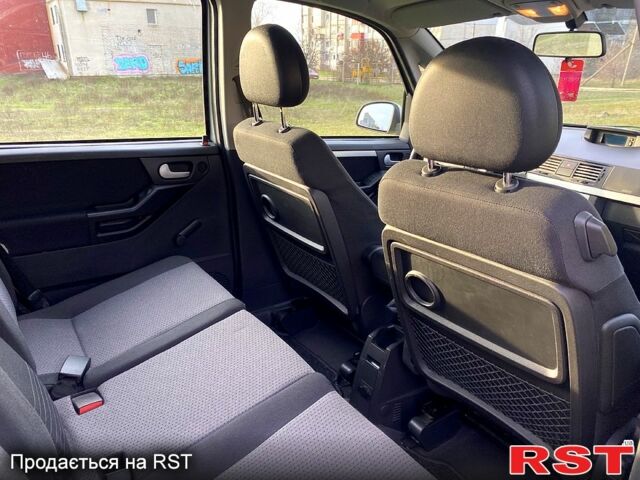 Серый Опель Мерива, объемом двигателя 1.6 л и пробегом 126 тыс. км за 4900 $, фото 11 на Automoto.ua