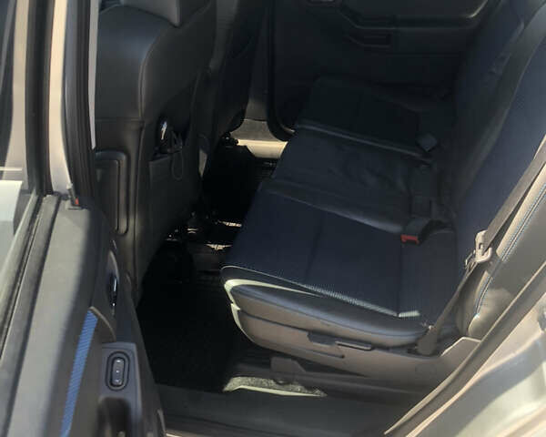 Серый Опель Мерива, объемом двигателя 1.6 л и пробегом 204 тыс. км за 4500 $, фото 7 на Automoto.ua