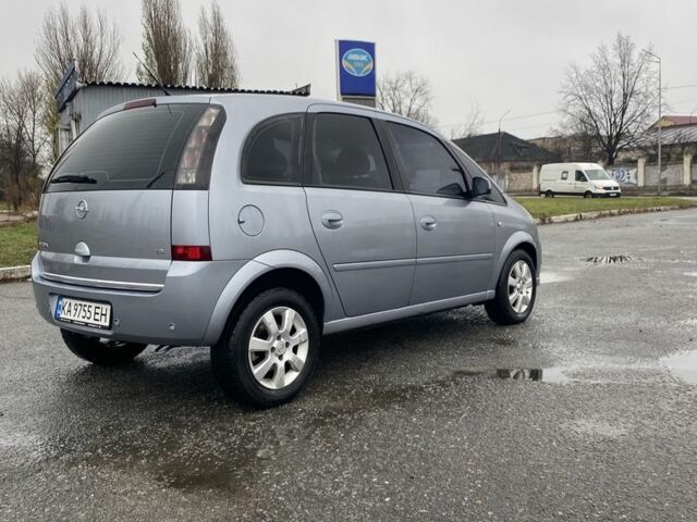 Серый Опель Мерива, объемом двигателя 1.8 л и пробегом 210 тыс. км за 3800 $, фото 8 на Automoto.ua