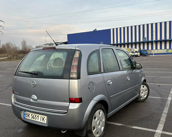 Сірий Опель Меріва, об'ємом двигуна 1.6 л та пробігом 205 тис. км за 4199 $, фото 5 на Automoto.ua