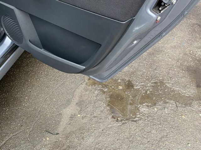 Серый Опель Мерива, объемом двигателя 1.8 л и пробегом 210 тыс. км за 3800 $, фото 18 на Automoto.ua