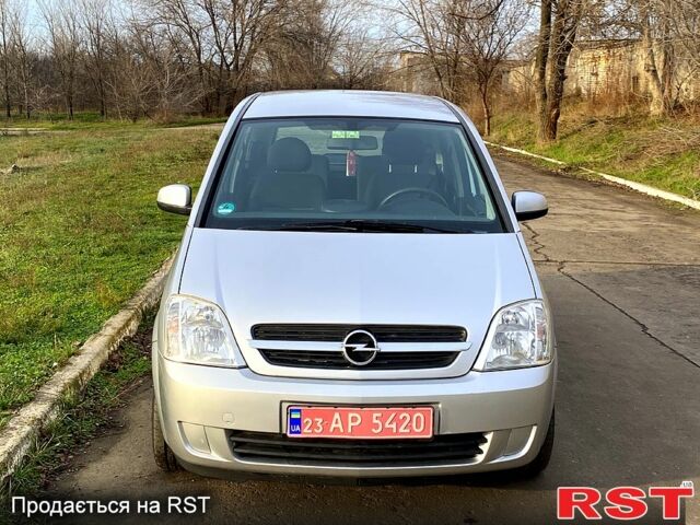 Серый Опель Мерива, объемом двигателя 1.6 л и пробегом 126 тыс. км за 4900 $, фото 1 на Automoto.ua