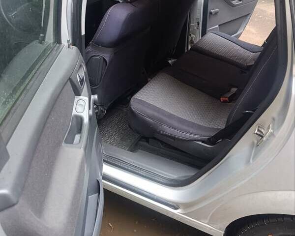 Сірий Опель Меріва, об'ємом двигуна 1.6 л та пробігом 214 тис. км за 4400 $, фото 2 на Automoto.ua