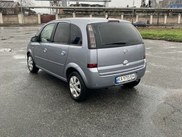 Серый Опель Мерива, объемом двигателя 1.8 л и пробегом 210 тыс. км за 3800 $, фото 10 на Automoto.ua