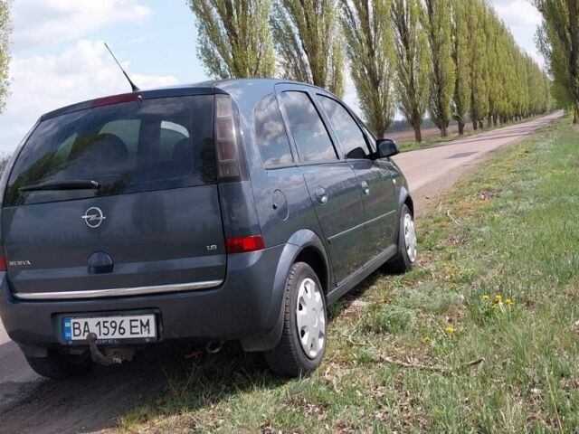 Серый Опель Мерива, объемом двигателя 1.6 л и пробегом 210 тыс. км за 4600 $, фото 1 на Automoto.ua