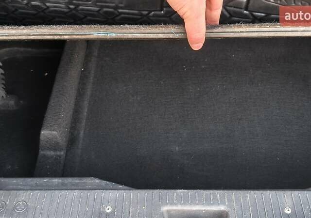 Серый Опель Мерива, объемом двигателя 1.6 л и пробегом 298 тыс. км за 4300 $, фото 9 на Automoto.ua